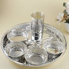 Dining Set in Silver
